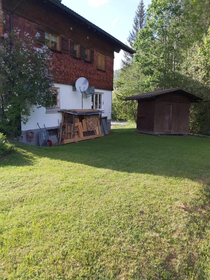 Kleine Ferienwohnung Am Rande Der Wildnis Sibratsgfall Экстерьер фото